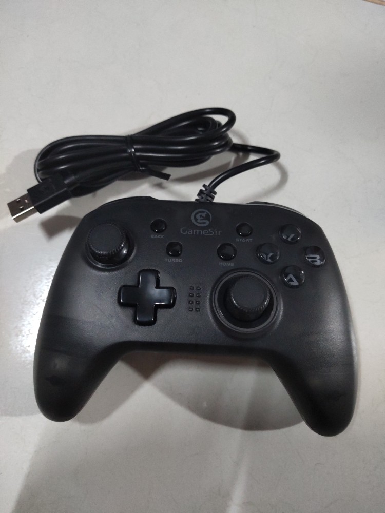 Các nút điều khiển trên GameSir T4 Pro