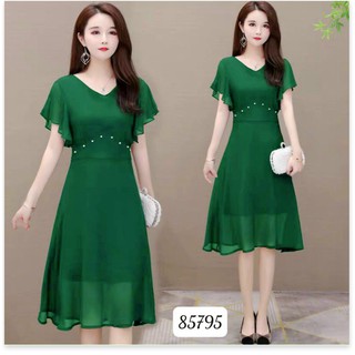 ĐẦM VOAN Ý ĐÍNH NGỌC,ĐƯỢC THIẾT KẾ HỌA TIẾT TRƠN NHƯNG KHÔNG KÉM PHẦN SANG TRỌNG  THỜI TRANG KME.STORE