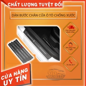 DÁN NẸP BƯỚC CHÂN CỬA Ô TÔ BẰNG CARBON CHỐNG XƯỚC, TRƠN TRƯỢT, MÀI MÒN, TĂNG TÍNH THẨM MỸ - BỘ 4 MIẾNG DÁN