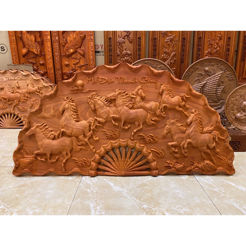 Tranh quạt treo tường Hàng mộc nguyên khối kích thước 50*100cm