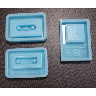 Set 1/ 3 khuôn silicon làm mặt móc khoá đúc resin epoxy kim tuyến nước lắc hình băng cassette