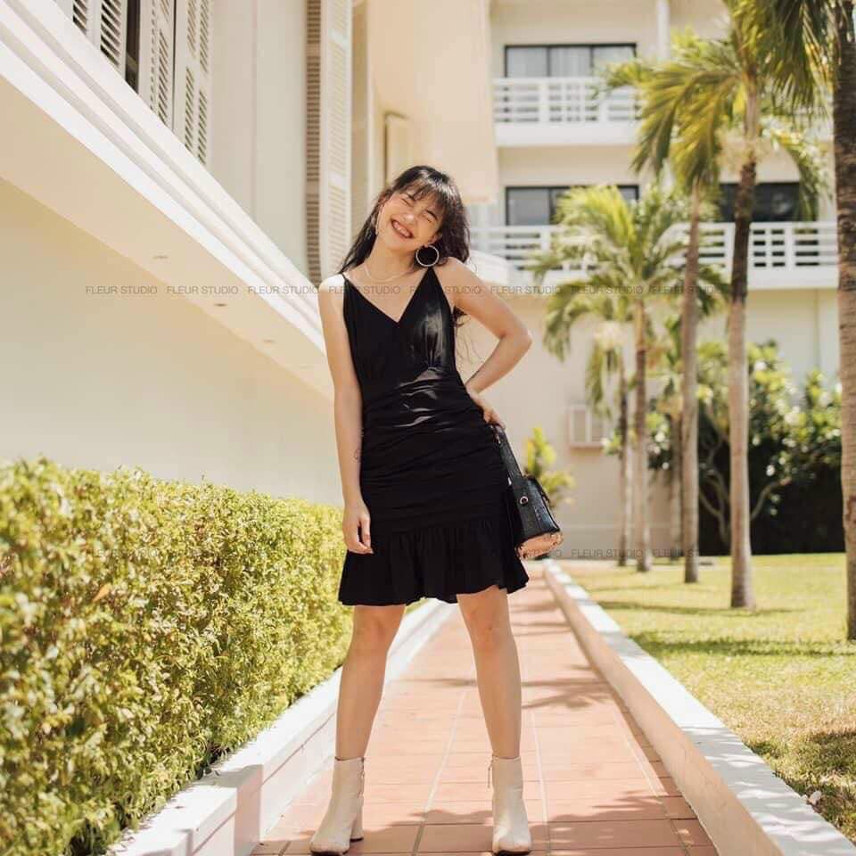 ĐẦM DÂY ĐEN XẾP LY PHẦN THÂN - FIORE DRESS