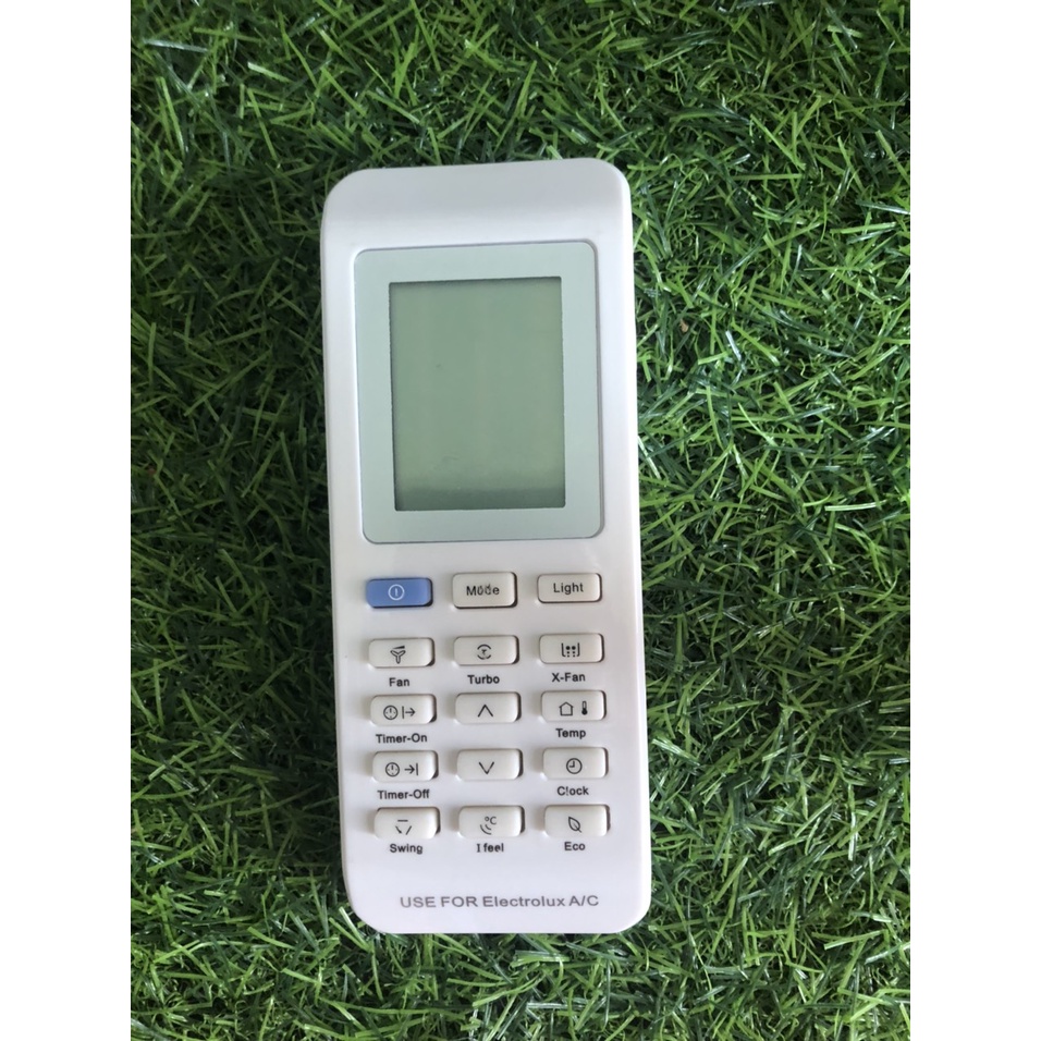 Điều Khiển điều hòa Electrolux mặt trằng 1 nút xanh  loại tốt thay thế khiển zin theo máy - Remote Electrolux