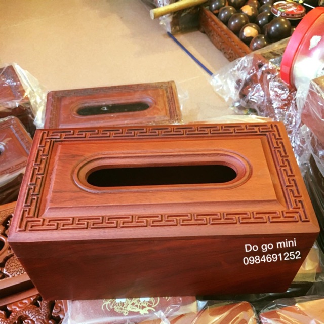Hộp đựng giấy ăn