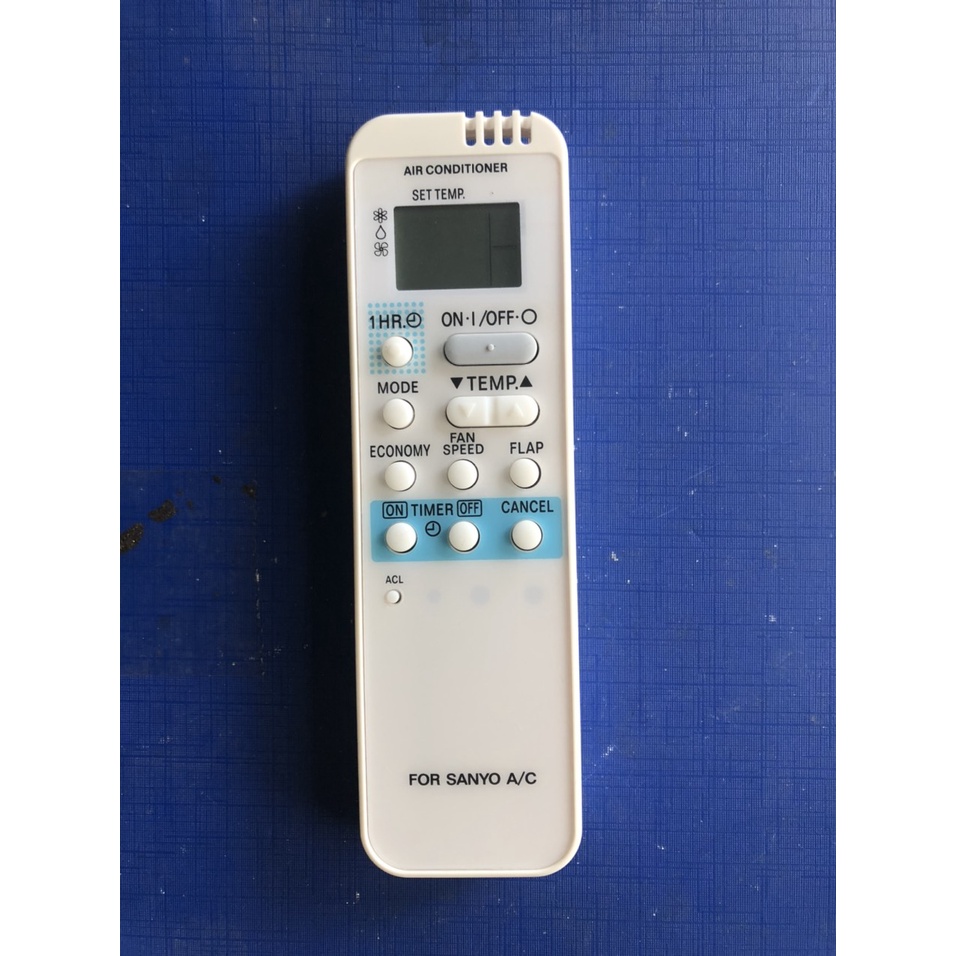 Điều khiển điều hòa Sanyo RM-8033Y dòng đa năng thay thế được gần như tất cả các dòng điều hòa Sanyo hiện nay - tặng pin