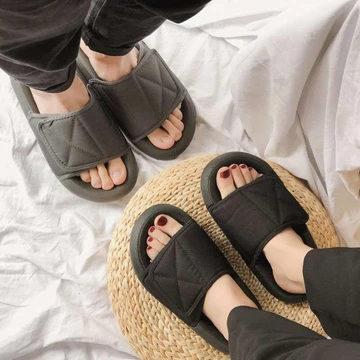 [Giao hàng nhanh] Dép dừa giống nhau của Kanye, dép nỉ quỷ, dép đế bệt, giày đi biển chống thấm nước cho nam và nữ, dép đi biển Việt Nam, dép nam, dép tình nhân