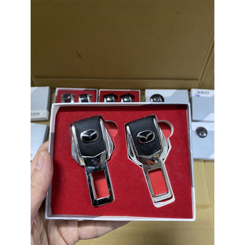 Chốt cài dây an toàn ô tô loại cao cấp, có full logo các Hãng xe