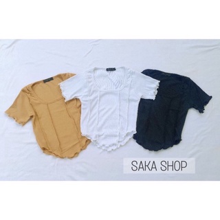 Áo thun croptop tay ngắn cổ vuông tôn dáng