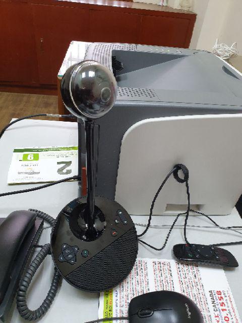 Logitech BCC950 dùng trên bàn họp