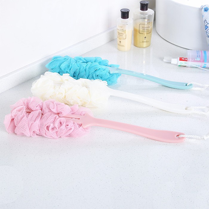 Cây Chổi Bông Tắm Có Cán Kì Cọ Lưng - Kiểu Bông Tắm - Dụng Cụ Massage Đồ Dùng Phòng Tắm Chà Tẩy Tế Bào Chết