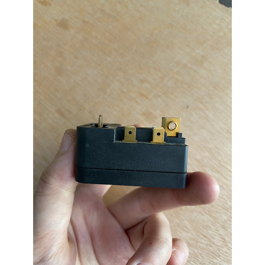 (VTĐL)Relay / Rờ Le khởi động tủ lạnh Electrolux chất lượng