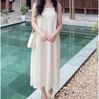 Đầm hai dây hoạ tiết gợn sóng Mia Dress thiết kế Ma Vie