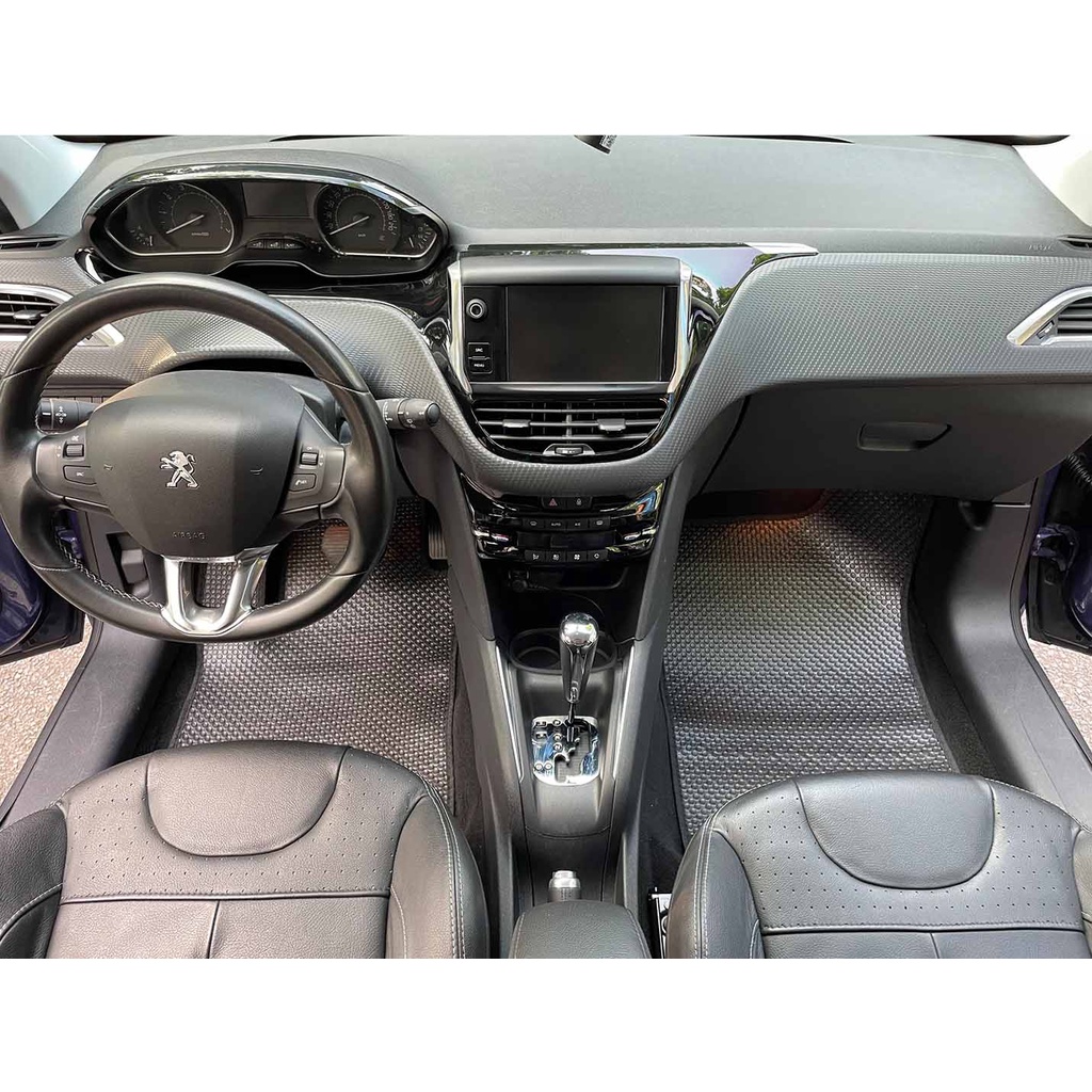 Thảm lót ô tô KATA cho xe Peugeot 208 (2012-2018) - Khít với sàn, Chống trơn, Không mùi, Không ẩm mốc