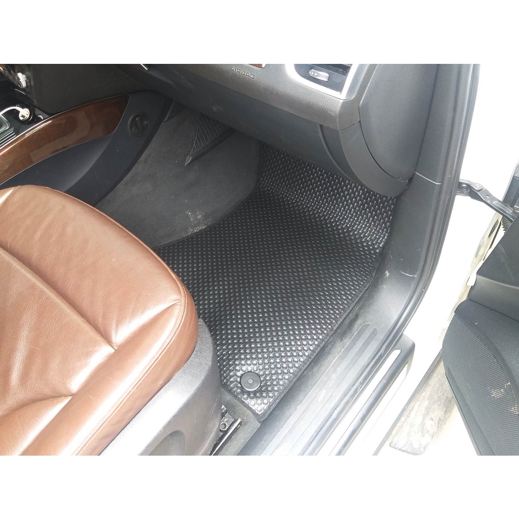 Thảm lót ô tô KATA cho xe Audi Q5 (2010 - 2017) - Khít với sàn, Chống trơn, Không mùi, Không ẩm mốc