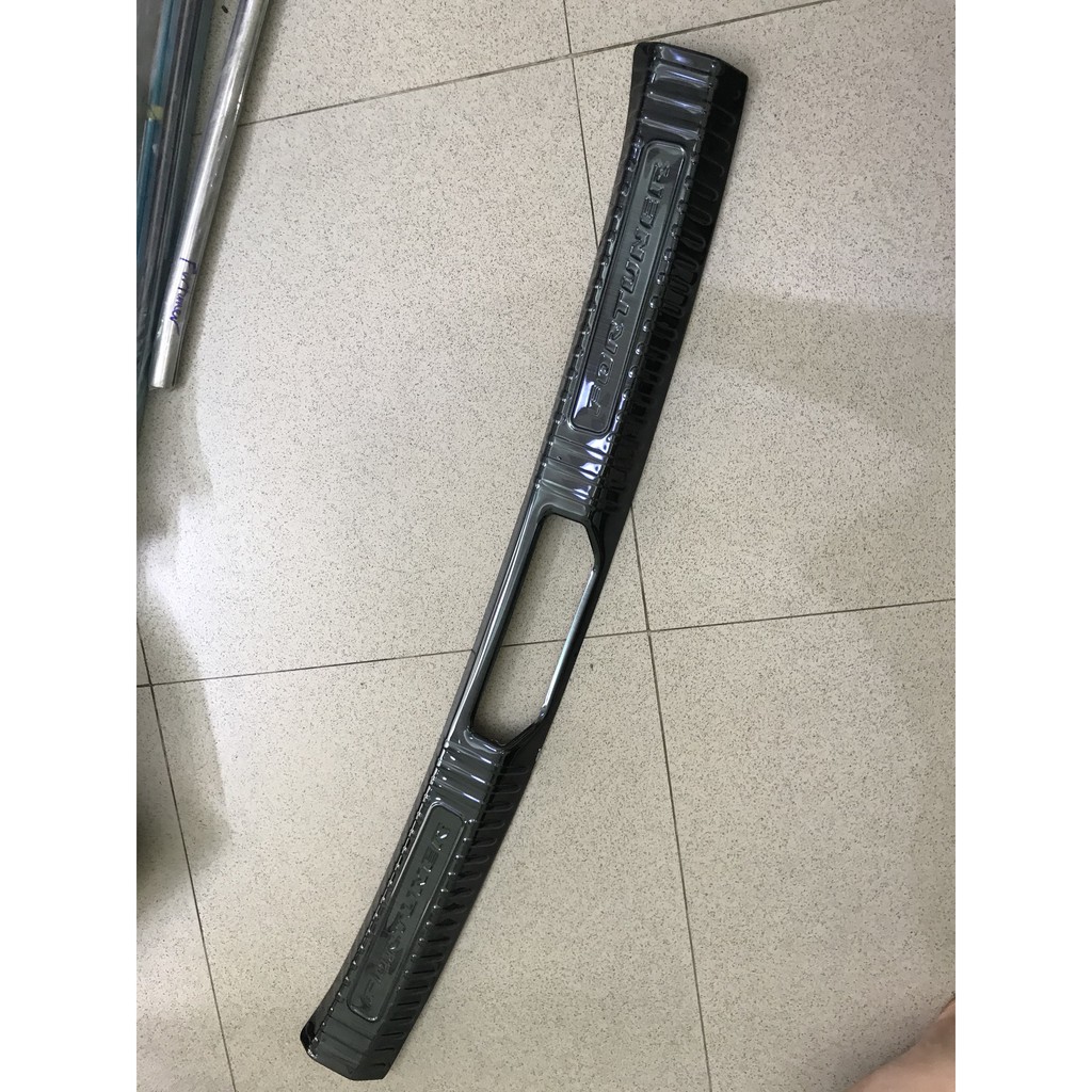 Ốp Chống trầy cốp trong, ngoài TITAN xe Toyota Fortuner 2017- 2021, 2022, 2023,2024, 2025