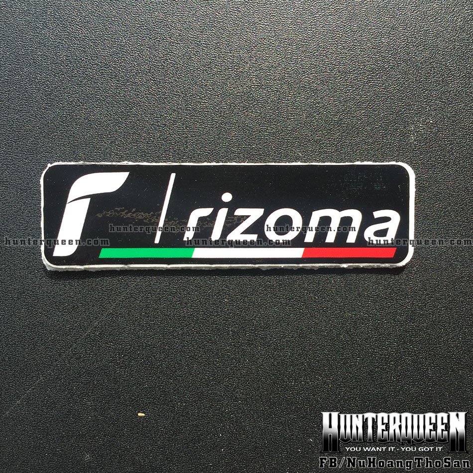 Logo Rizoma cờ Ý [9x2.5cm]. Decal sticker hình dán xe máy chống nước, không bay màu