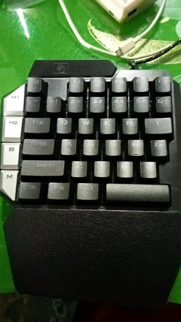 Bố cục 38 phím của New League K109