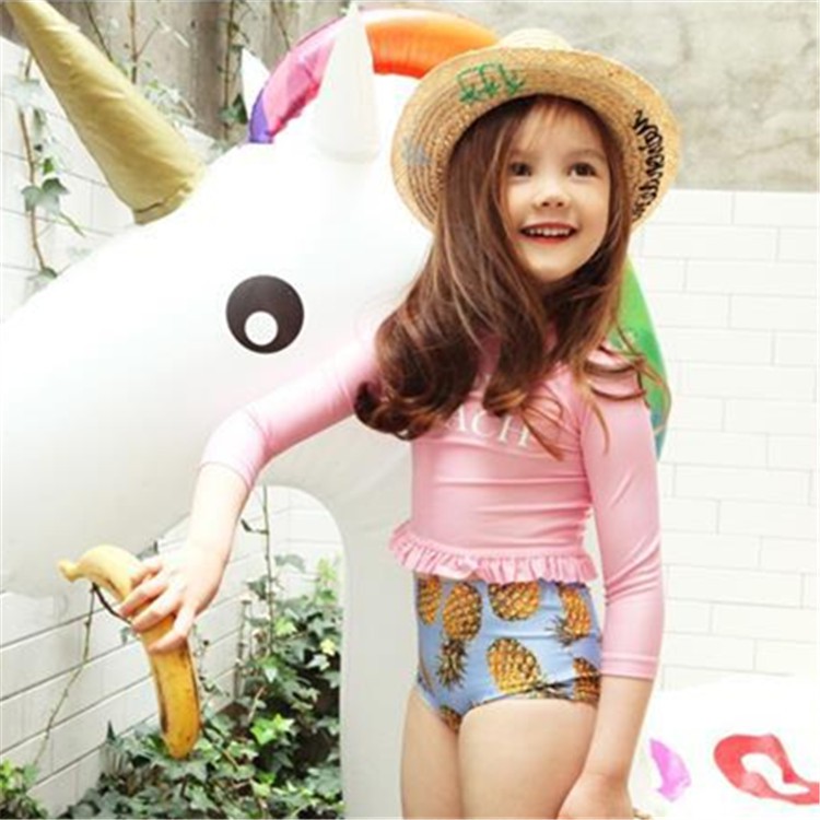Đồ bơi trẻ em - Áo bơi dài tay kèm quần họa tiết dứa ngộ nghĩnh SPORTY SW8075