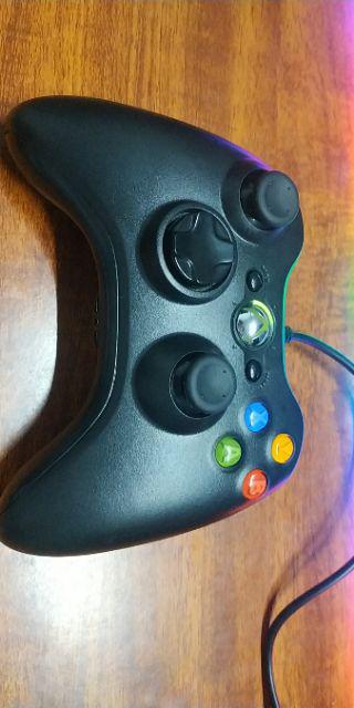 Tay cầm game có dây cho PC