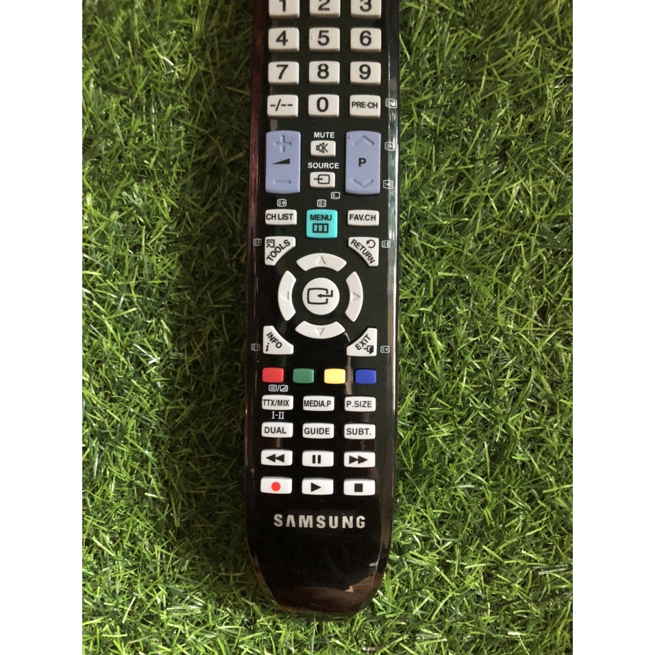 Điều khiển tivi SamSung LCD LED đa năng dùng được cho tất cả các  dòng tivi SamSung LCD đời cũ không có mạng internet