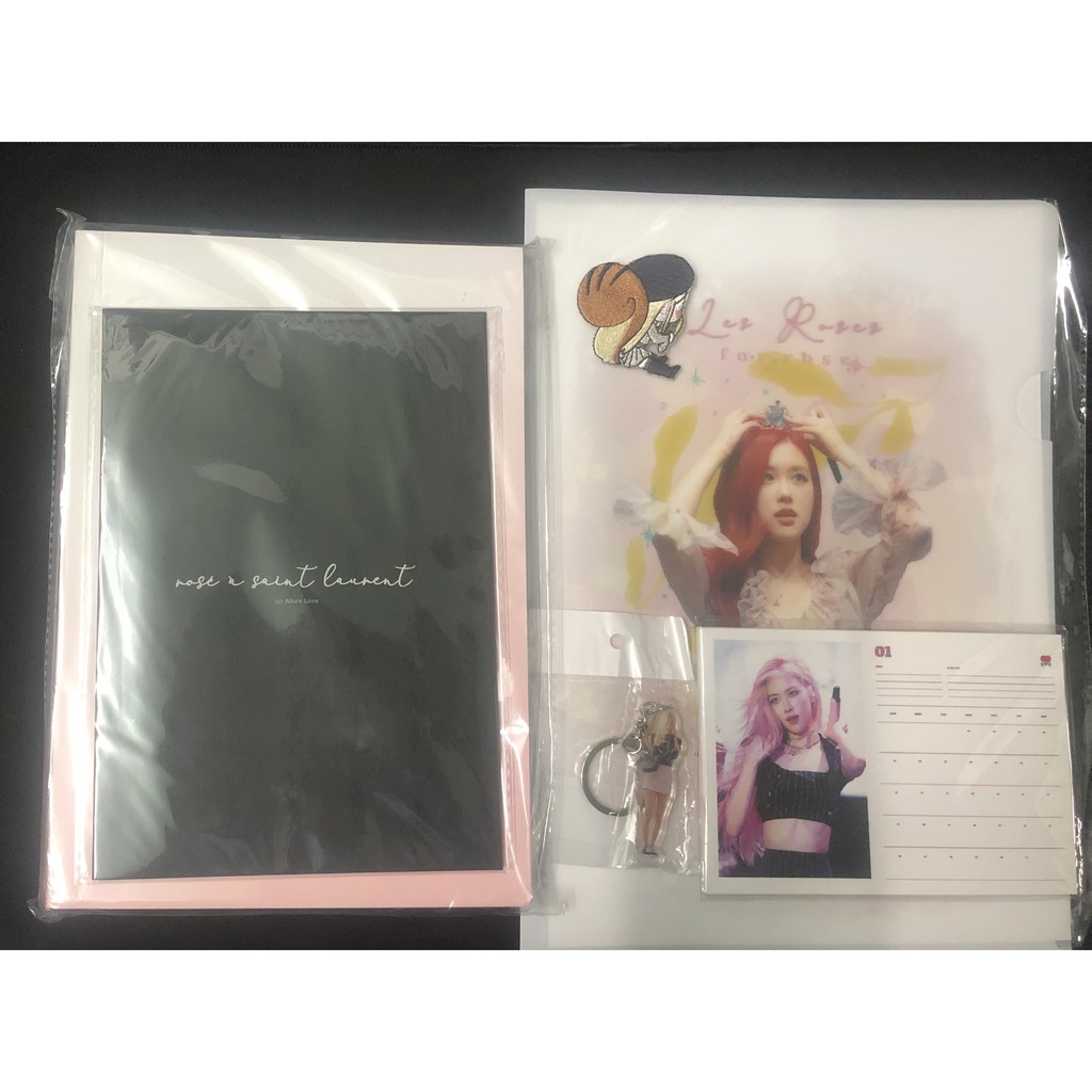 Bộ sản phẩm ảnh BLACKPINK ROSÉ Les Roses của fansite Allure Love poster ...
