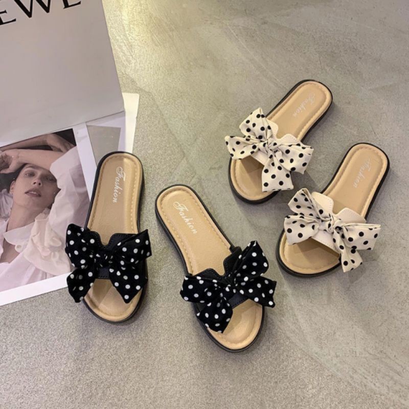 Giày Sandal Nữ Ruy Băng Màu Bạc Luật Sư