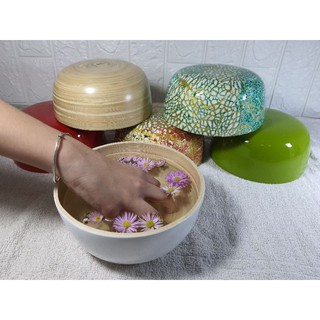 Chậu ngâm chân + Bát ngâm tay bằng tre dành cho spa và tiệm nail.Rộng 35cm sâu 14cm.