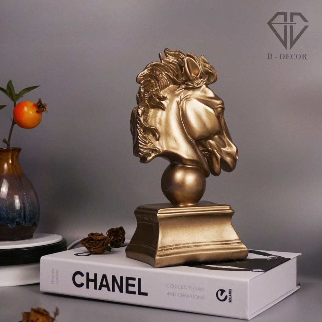 Tượng ngựa la mã, decor để bàn làm việc, kệ tủ trang trí đẹp