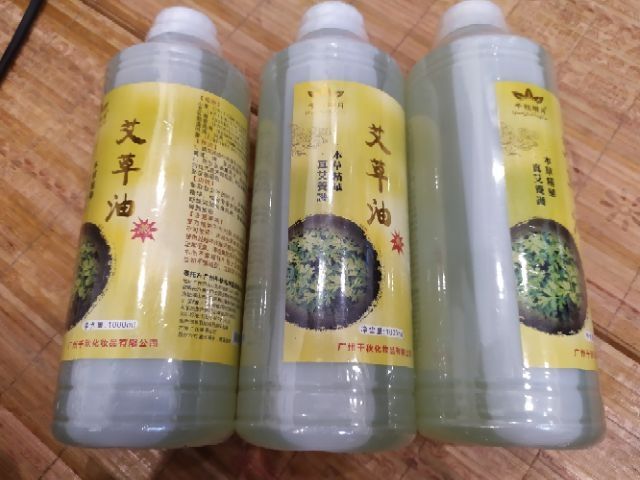 Dầu massage body chiết xuất ngải cứu, chai 1 lít