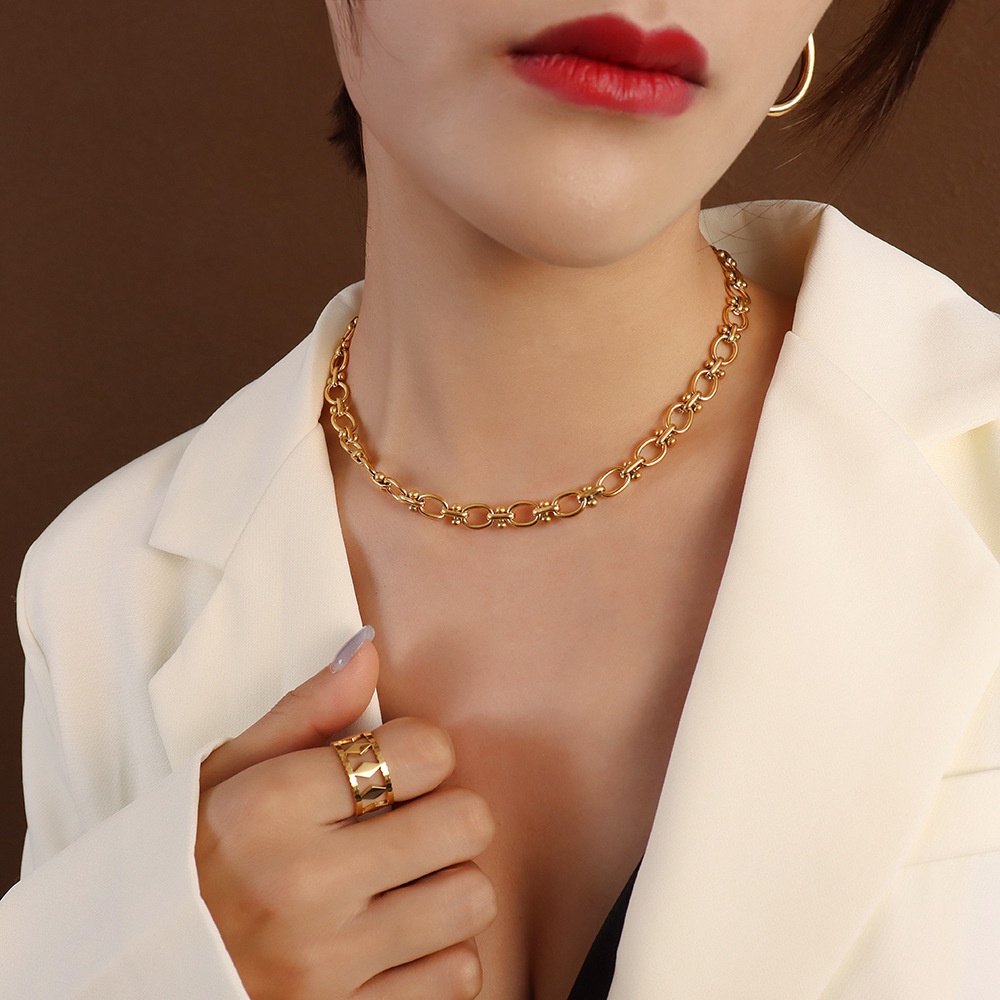 Vòng cổ choker nữ titan kiểu xích phối bi tròn dạng dẹp không gỉ