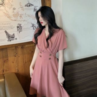 Đầm cổ V quảng châu
