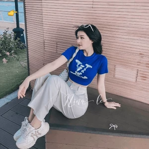 ÁO KIỂU NỮ CROPTOP SIÊU XINH THỜI TRANG GENZ - FORM ÔM CHUẨN BODY CHO CÁC CHỊ HIYU STORE