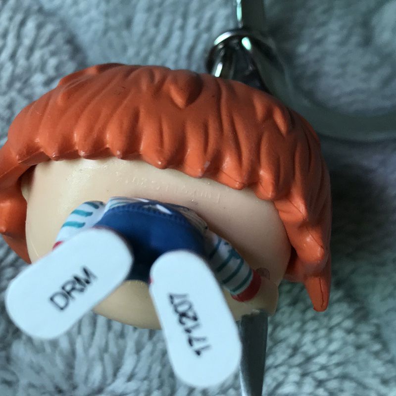 Móc Khóa Funko Pop Chucky Pennywise Elvira Castilla Dwight Kenny