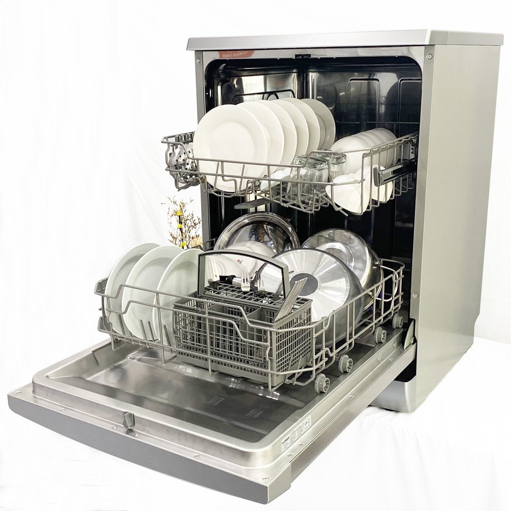 Sắp xếp bát đĩa, các vật dụng theo từng giàn