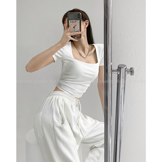 THEKIM Áo thun croptop tay ngắn , áo cổ vuông cho nữ may hai lớp vải  A112