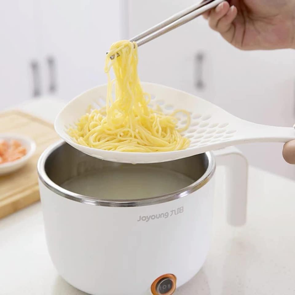 Muôi vợt thủng vớt đồ nhựa chịu nhiệt loại to