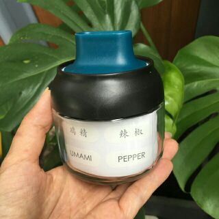 (xả kho)Lọ thủy tinh đựng gia vị kèm thìa thông minh