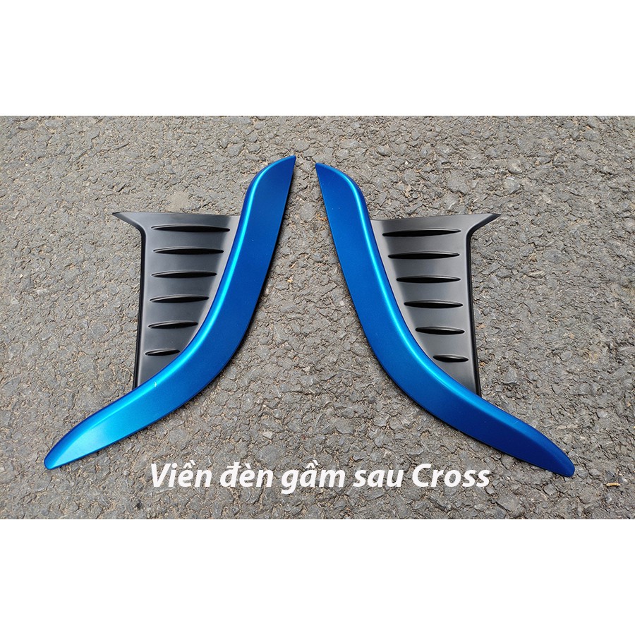 Ốp viền gầm trước, sau xe Toyota Corolla Cross 2020 - 2022, 2022, 2023, 2024 viền xanh giống bản HV