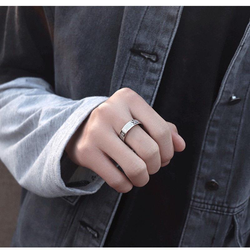 Nhẫn Nam Nữ Màu Bạc Tròn La Mã Thời Trang Unisex Chất Liệu Titan Đẹp Đơn Giản Không Gỉ - Nhẫn La Mã - Horizon
