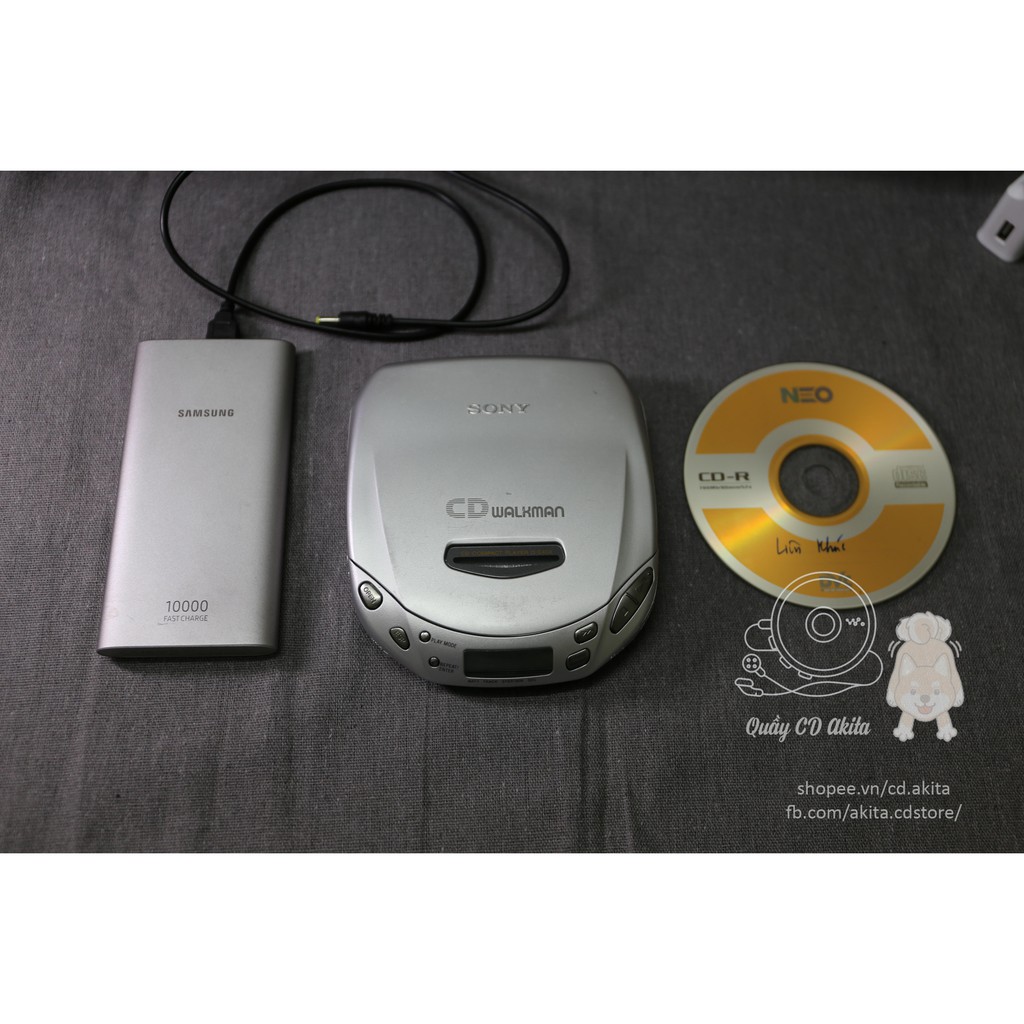 Máy nghe đĩa CD Walkman Sony D-E404 cầm tay