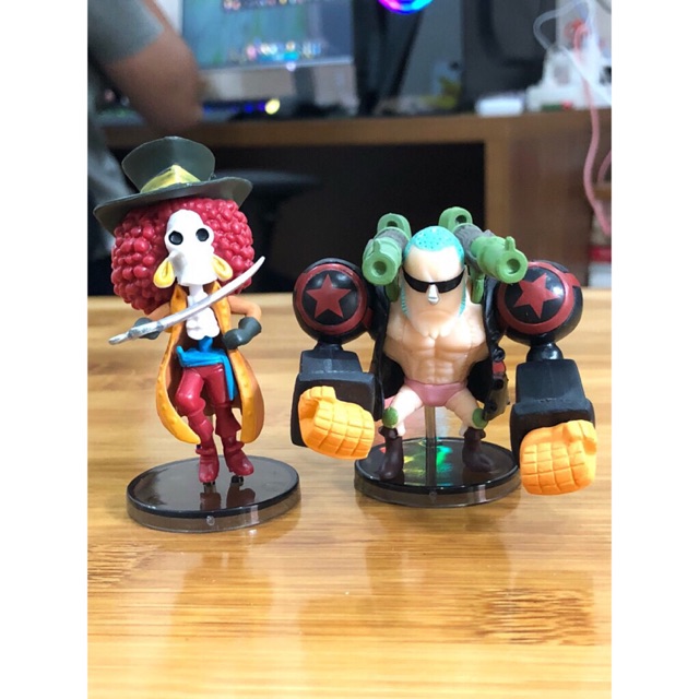 mô hình trang trí bàn máy tính, bàn học One Piece fan One Piece ...