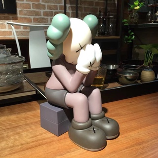 28cm KAWS Đi Qua Bạn Bè Quà Tặng Sinh Nhật Hình Pvc