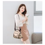 Túi Nữ Phong Cách Mới Túi Đeo Vai Da Thật Chính Hãng Túi Cầm Tay Phiên Bản Hàn Quốc Ba Lô Túi Đeo Ngang Thời Trang Nhẹ Túi Điện Thoại Di Động Ba Lô Mini Túi Vuông Nhỏ Túi Xách — ảnh 3