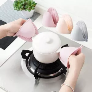 Cặp Nhấc Nồi Silicon Chịu Nhiệt Cao (2 miếng)