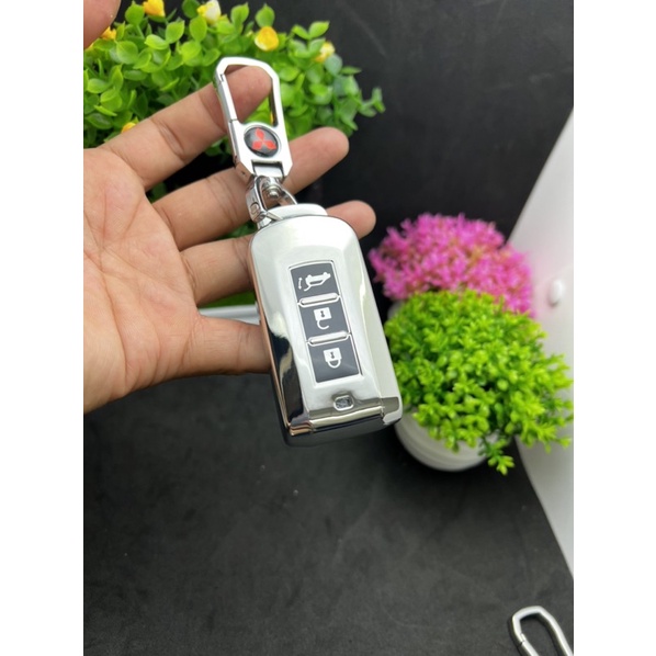 BỌC KHOÁ TPU MITSUBISHI XPANDER