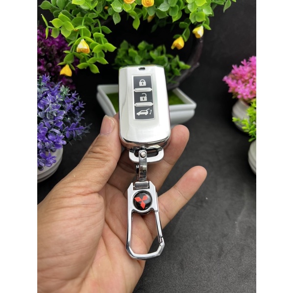 BỌC KHOÁ TPU MITSUBISHI XPANDER