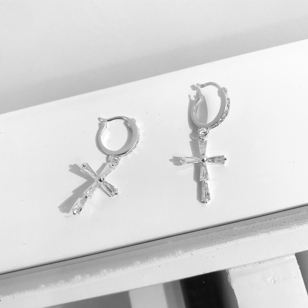 Ảnh Khuyên tai bạc unisex TLEE thánh giá nạm đá dáng dài cá tính TLEE JEWELRY B0307 4