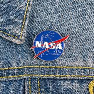 Ghim Cài Áo Hình Phi Hành Gia NASA Bằng Da