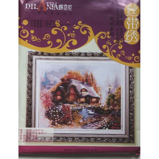 Mẫu thêu ruy băng Ngôi nhà ven hồ