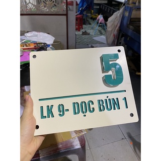 Bảng số nhà alu màu trắng sữa chữ xanh như hình